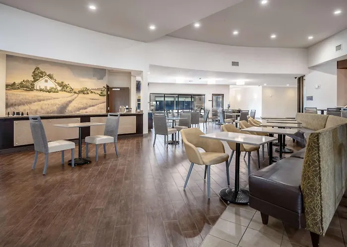 Best Western Premier Bryan College Station